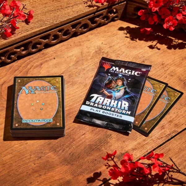 Magic: The Gathering - Tarkir: Dragonstorm Play Booster (30 Count)